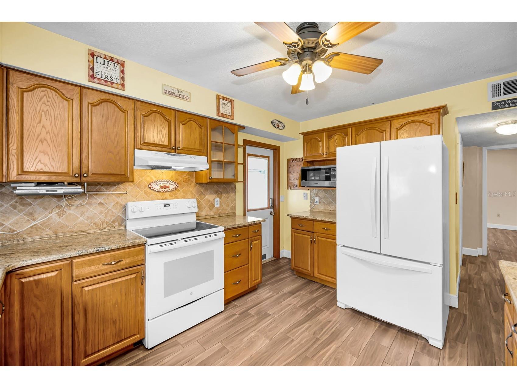 7230 Old Homestead Road New Port Richey FL 34654 TB8476406 image46