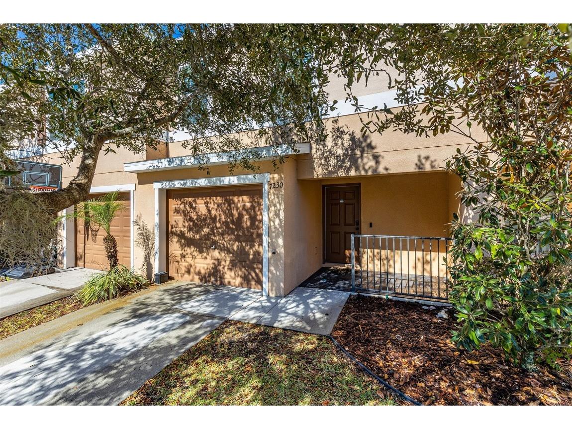 7230 Sterling Point Court Gibsonton FL 33534 T3523524 image1