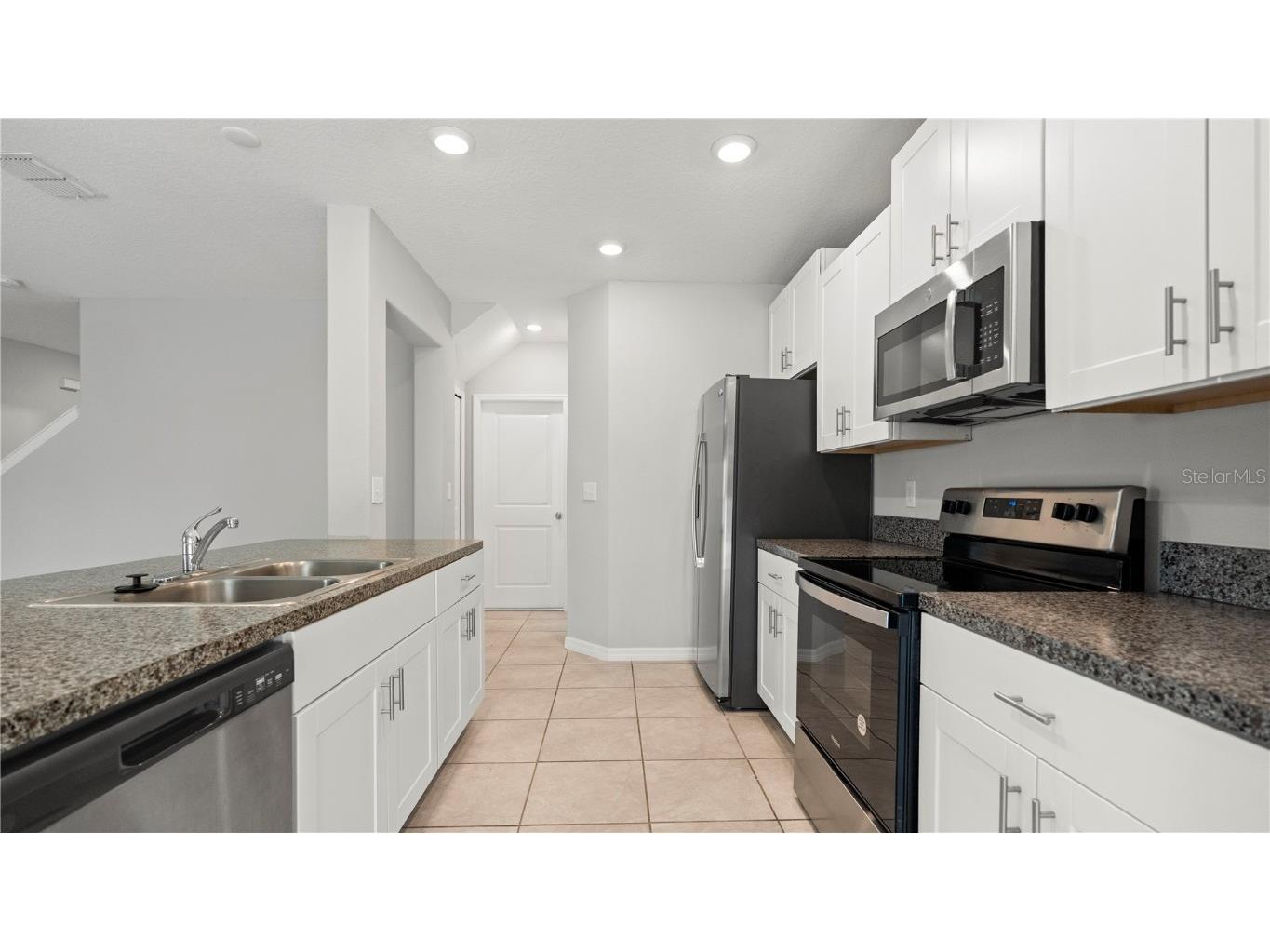 7231 Spring Snowflake Avenue Tampa FL 33619 TB8415847 image12