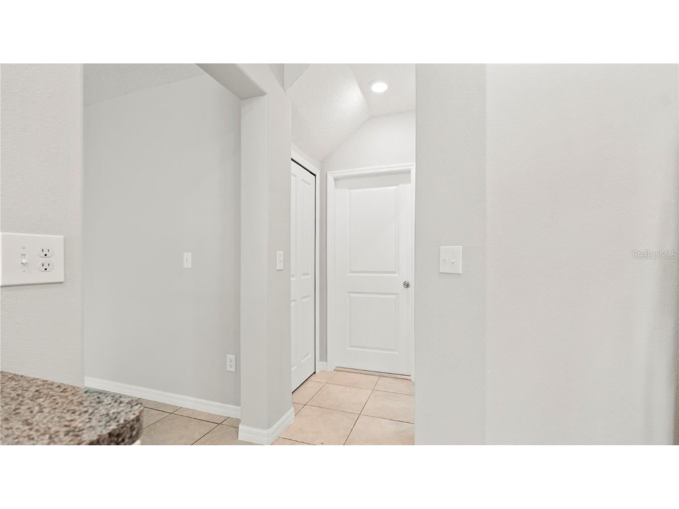 7231 Spring Snowflake Avenue Tampa FL 33619 TB8415847 image15