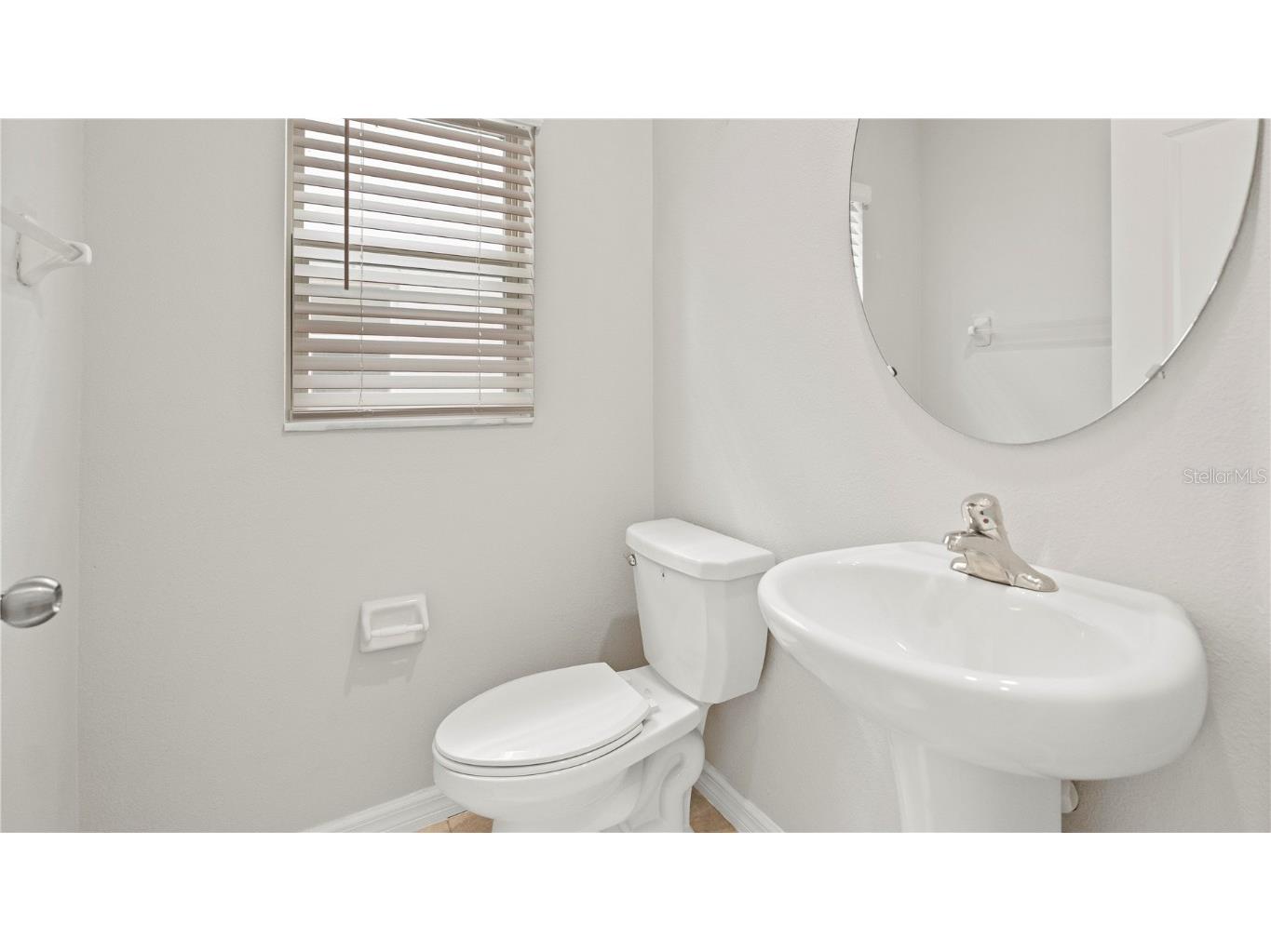 7231 Spring Snowflake Avenue Tampa FL 33619 TB8415847 image16