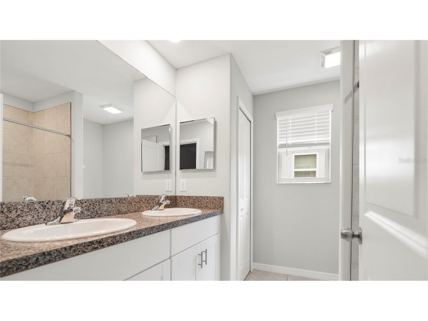 7231 Spring Snowflake Avenue Tampa FL 33619 TB8415847 image27