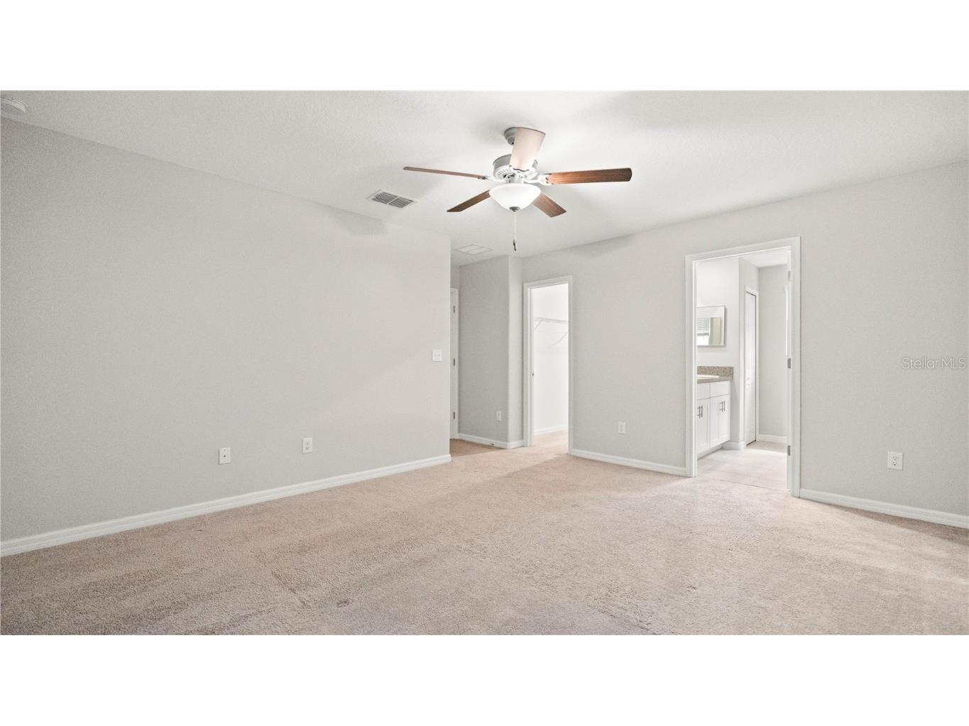 7231 Spring Snowflake Avenue Tampa FL 33619 TB8415847 image28