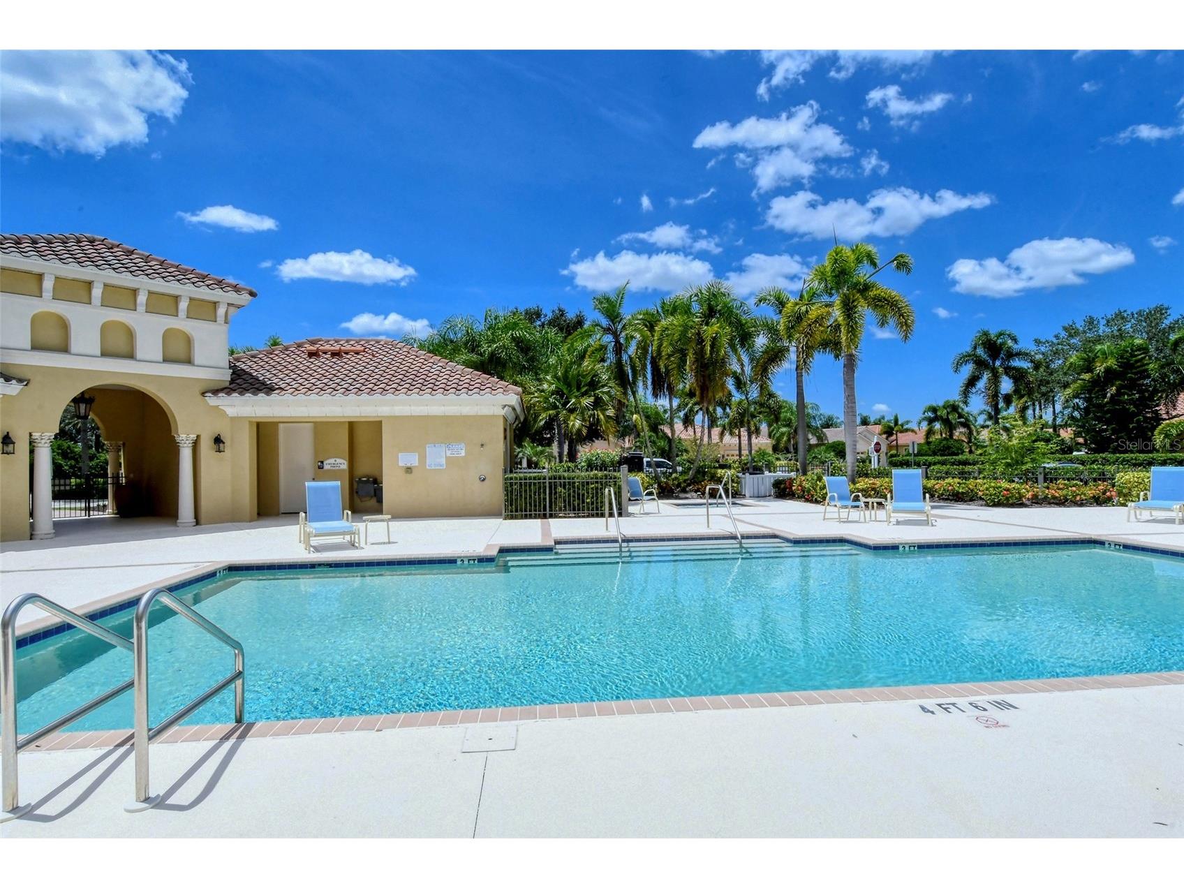 7232 Presidio Glen Lakewood Ranch FL 34202 A4667124 image70