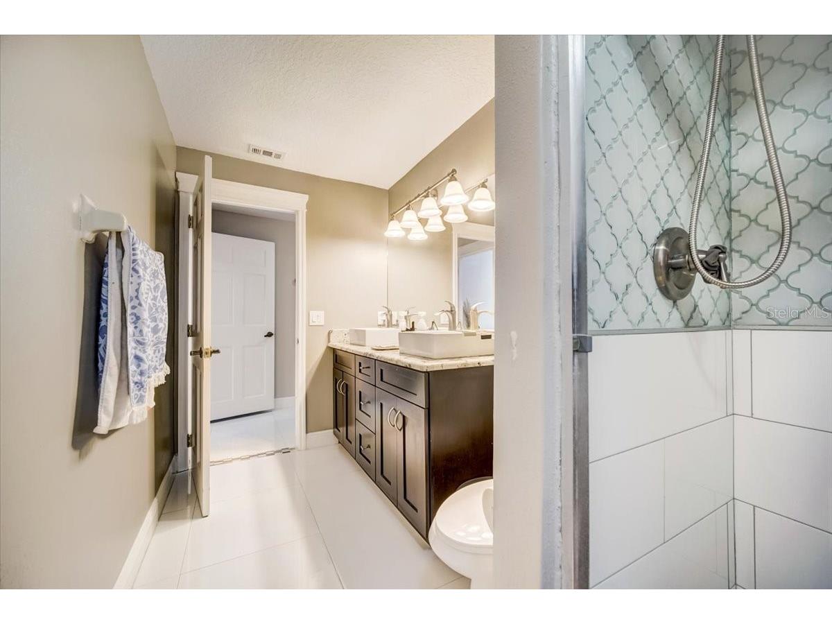 7233 Branchtree Drive Orlando FL 32835 O6392963 image33