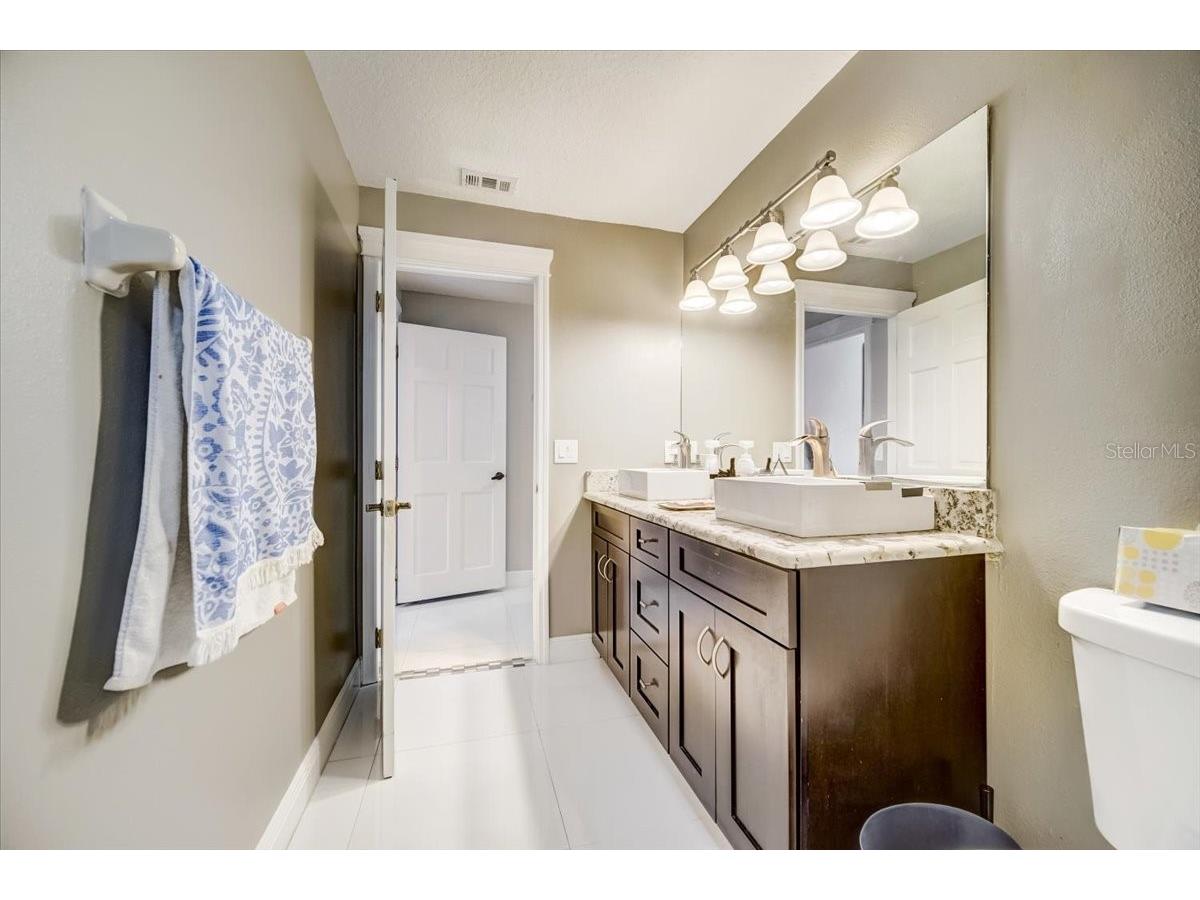 7233 Branchtree Drive Orlando FL 32835 O6392963 image34