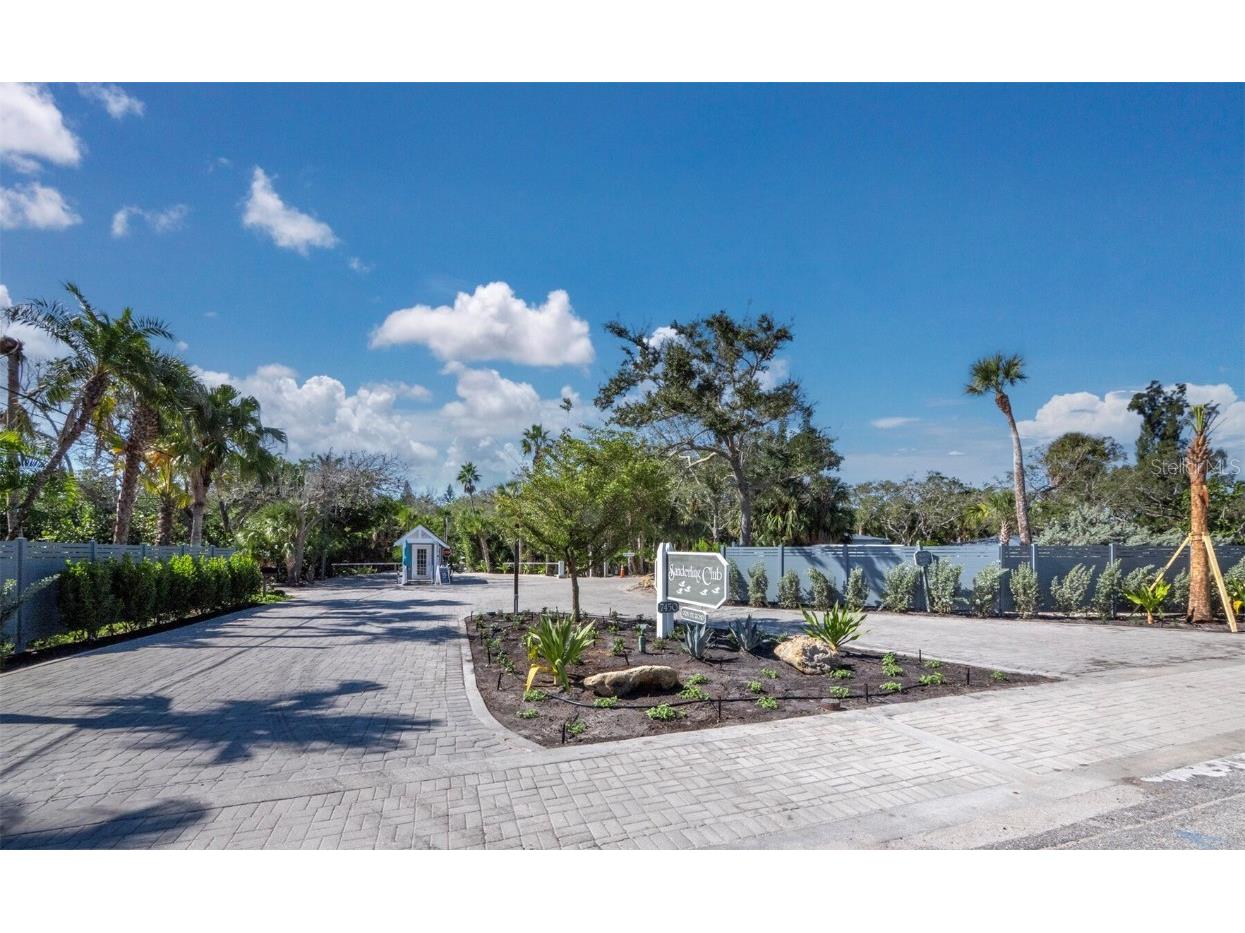 7233 Pine Needle Road Sarasota FL 34242 - HERON LAGOON A4673688 image18