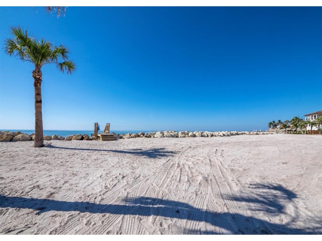 7233 Pine Needle Road Sarasota FL 34242 - HERON LAGOON A4673688 image22