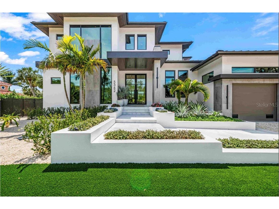 7233 Pine Needle Road Sarasota FL 34242 - HERON LAGOON A4673688 image3