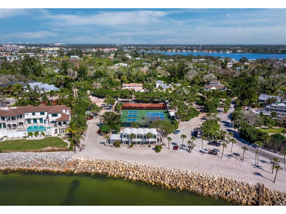 7233 Pine Needle Road Sarasota FL 34242 - HERON LAGOON A4673688 image48