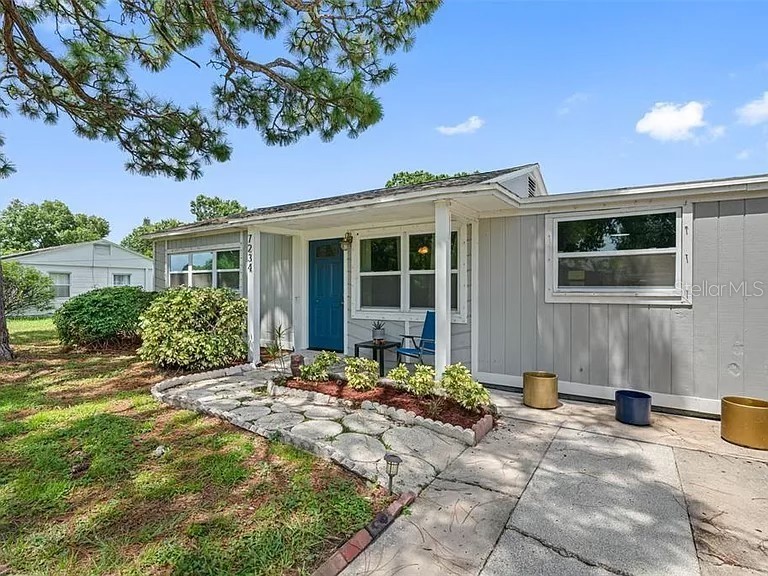 7234 12th Street N Saint Petersburg FL 33702 TB8342641 image1