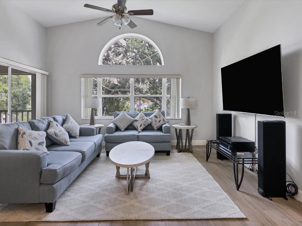 7234 Eleanor Circle #203 Sarasota FL 34243 A4669012 image5