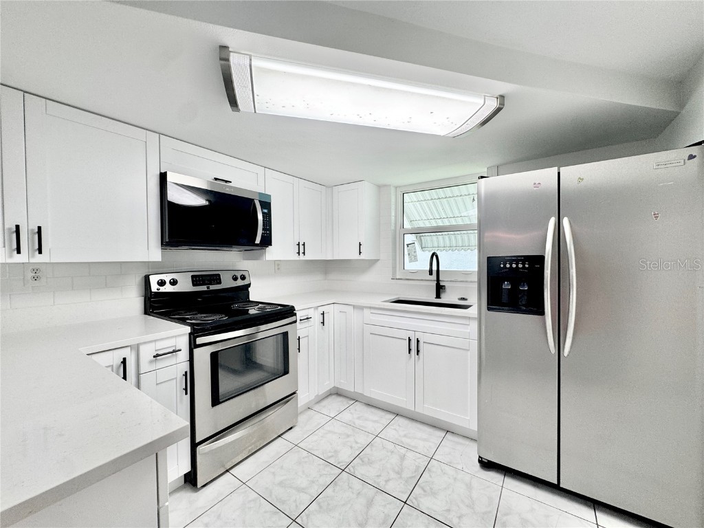 7235 Potomac Drive Port Richey FL 34668 W7880395 image8