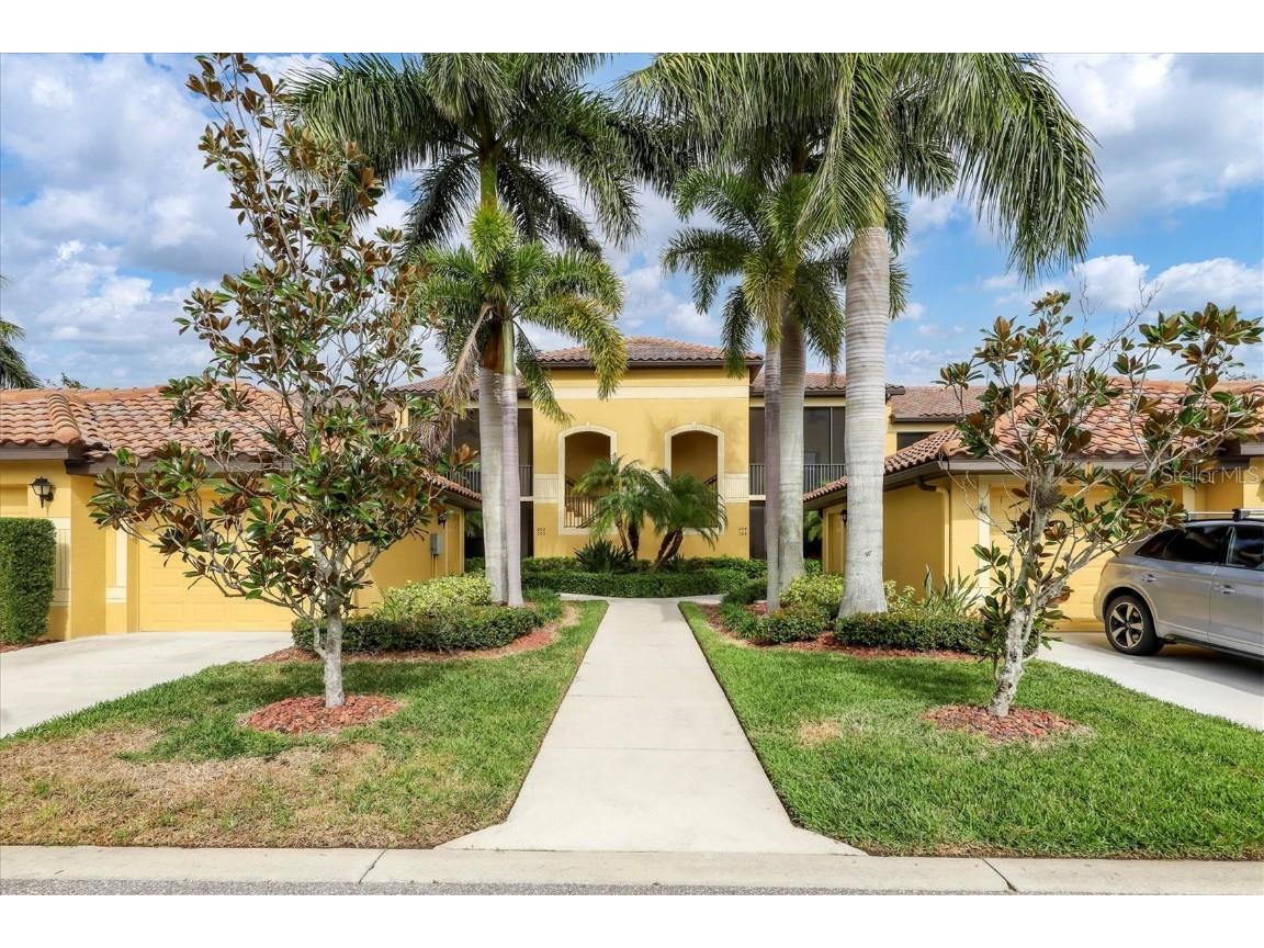 7235 River Hammock Drive #202 Bradenton FL 34212 A4594584 image1