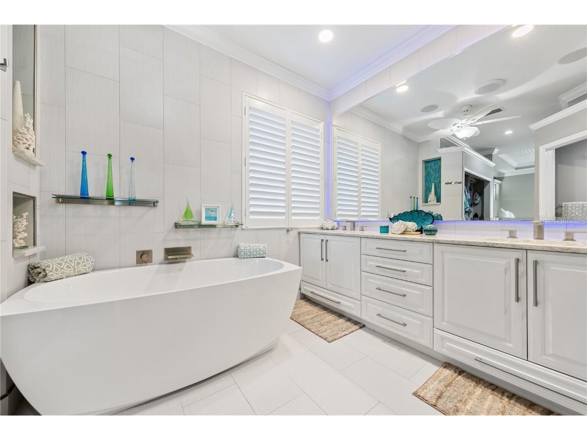 7236 Orchid Island Place Bradenton FL 34202 A4661406 image41