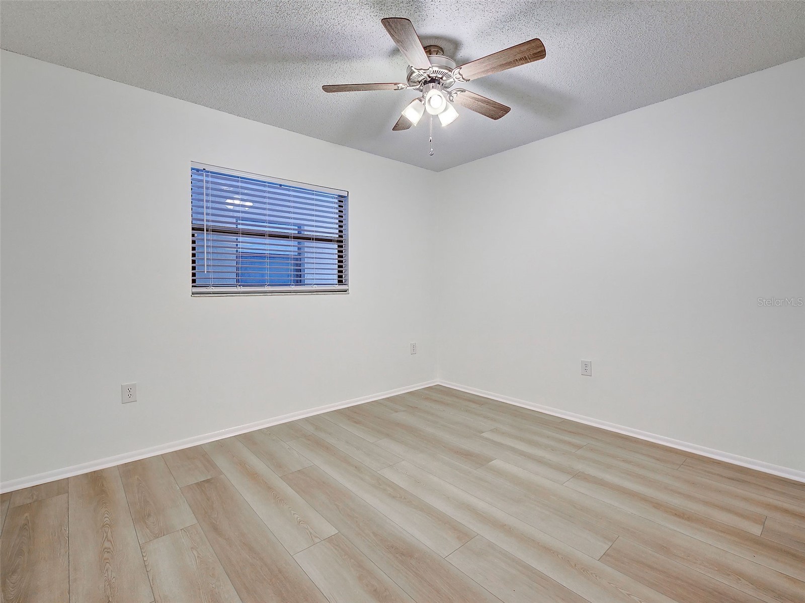 7237 Cloister Drive # 207 Sarasota FL 34231 A4690652 image19