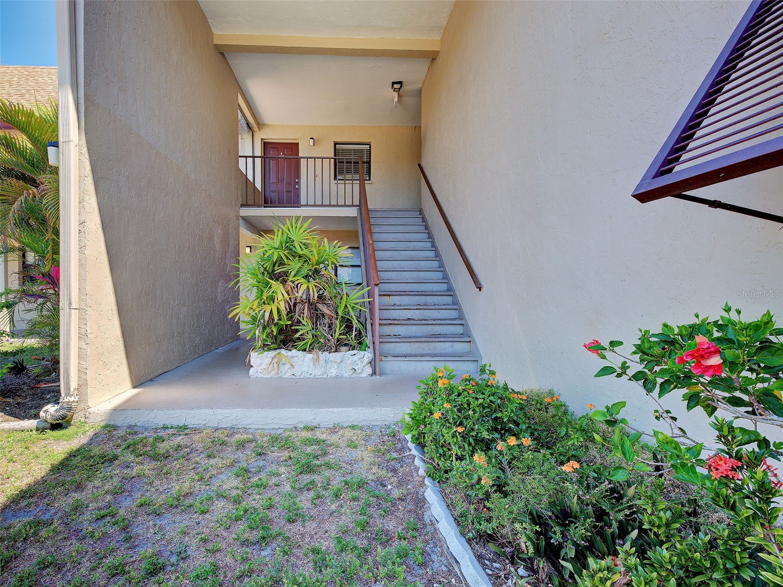 7237 Cloister Drive # 207 Sarasota FL 34231 A4690652 image2