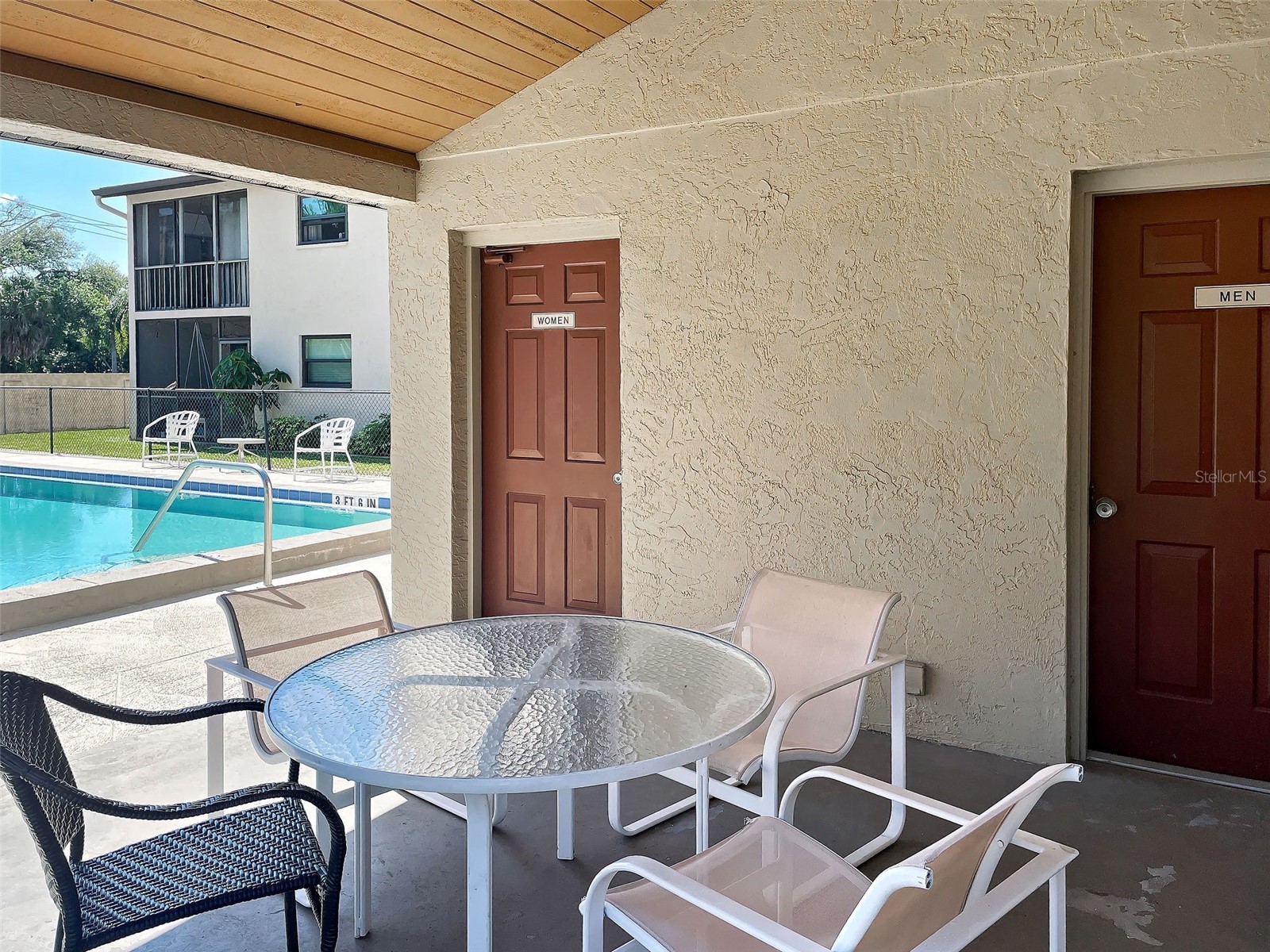 7237 Cloister Drive # 207 Sarasota FL 34231 A4690652 image32
