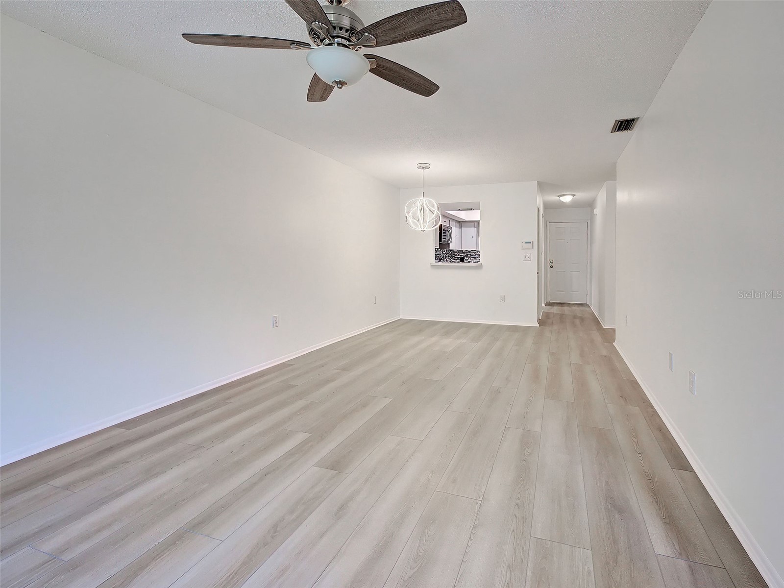7237 Cloister Drive # 207 Sarasota FL 34231 A4690652 image6