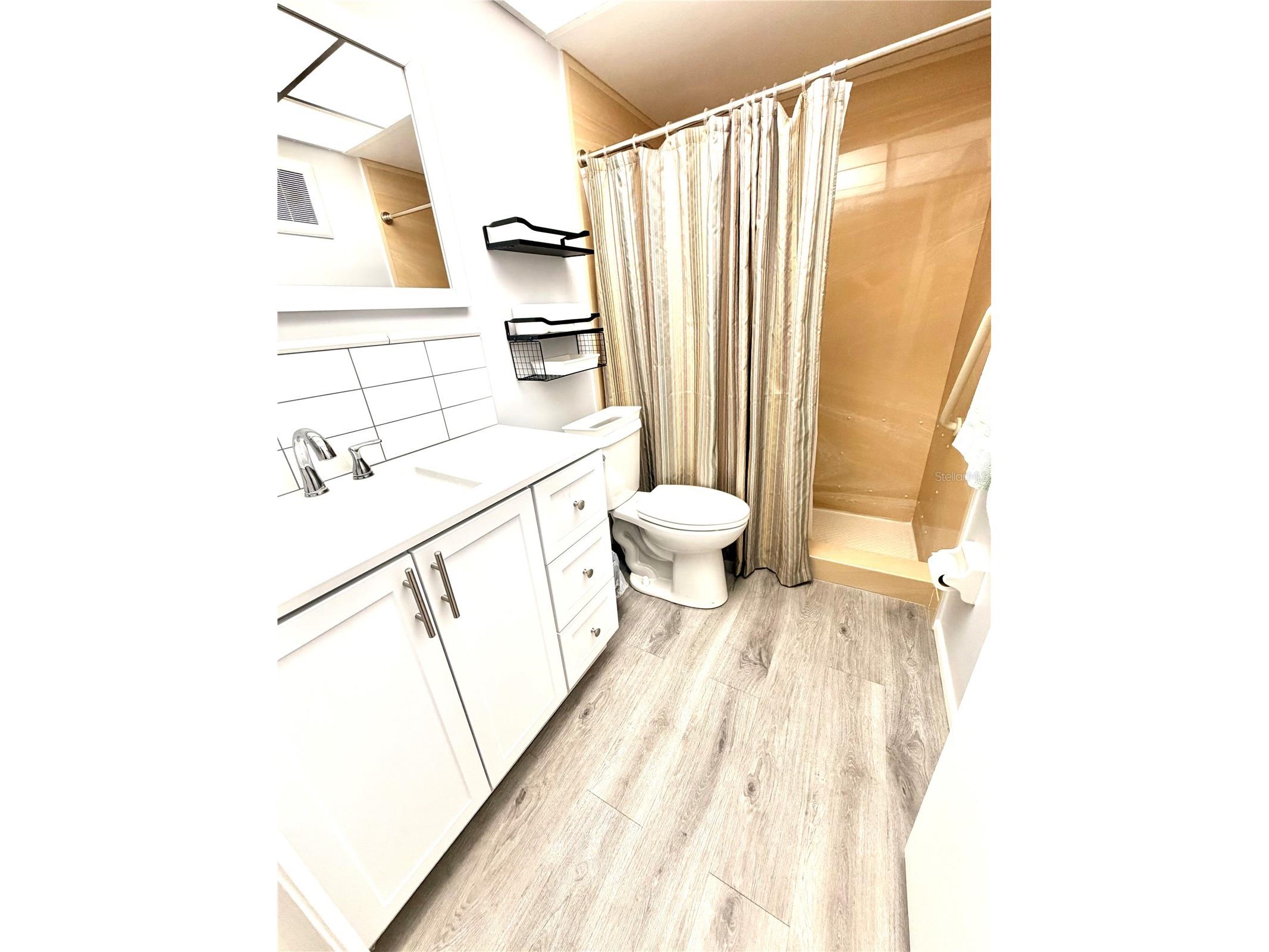 7238 55th Avenue N Saint Petersburg FL 33709 TB8497963 image6