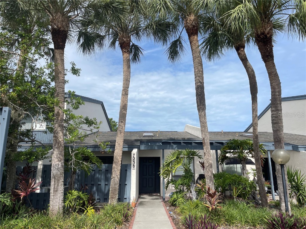 7238 Cloister Drive #7238 Sarasota FL 34231 A4576840 image1