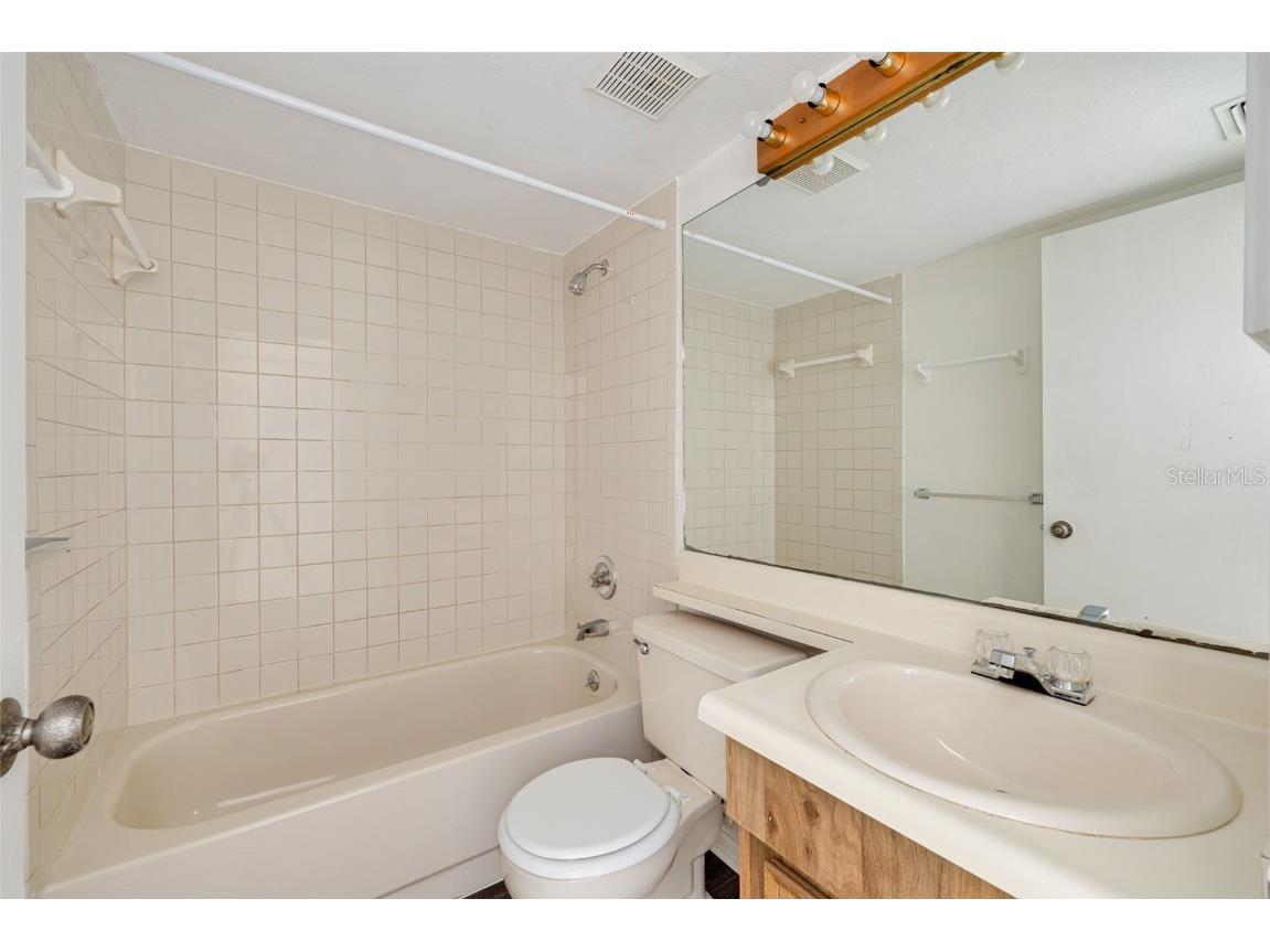 7238 E Bank Drive #104 Tampa FL 33617 TB8413917 image9