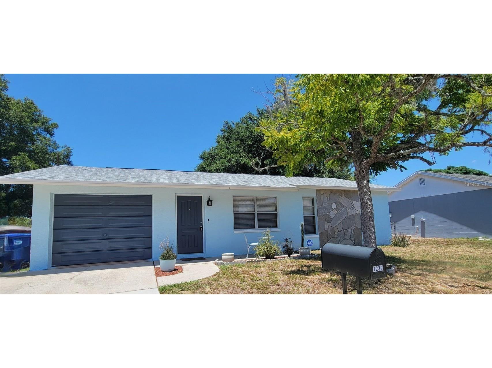 7239 Fullerton Court New Port Richey FL 34655 W7865501 image1