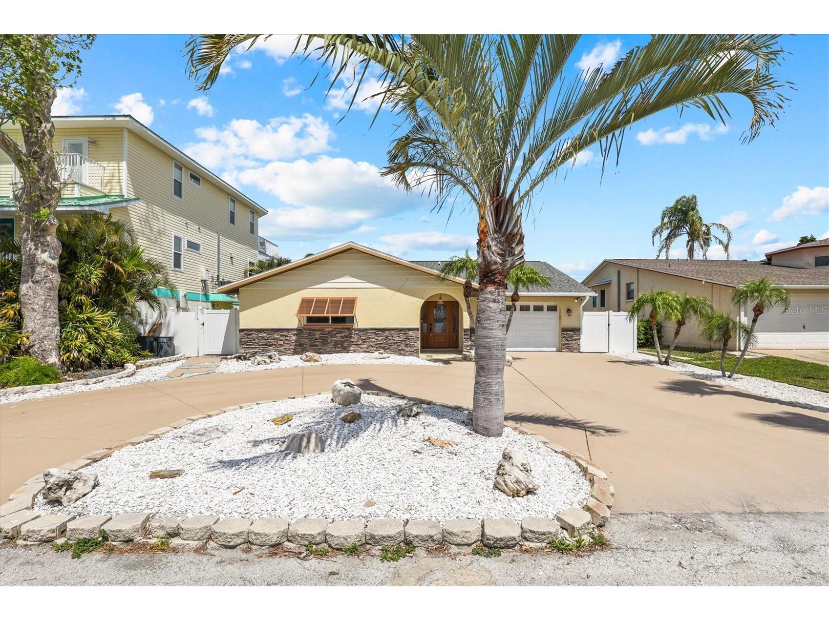 7239 Southwind Drive Hudson FL 34667 - DIRECT GULF ACCESS W7884580 image2