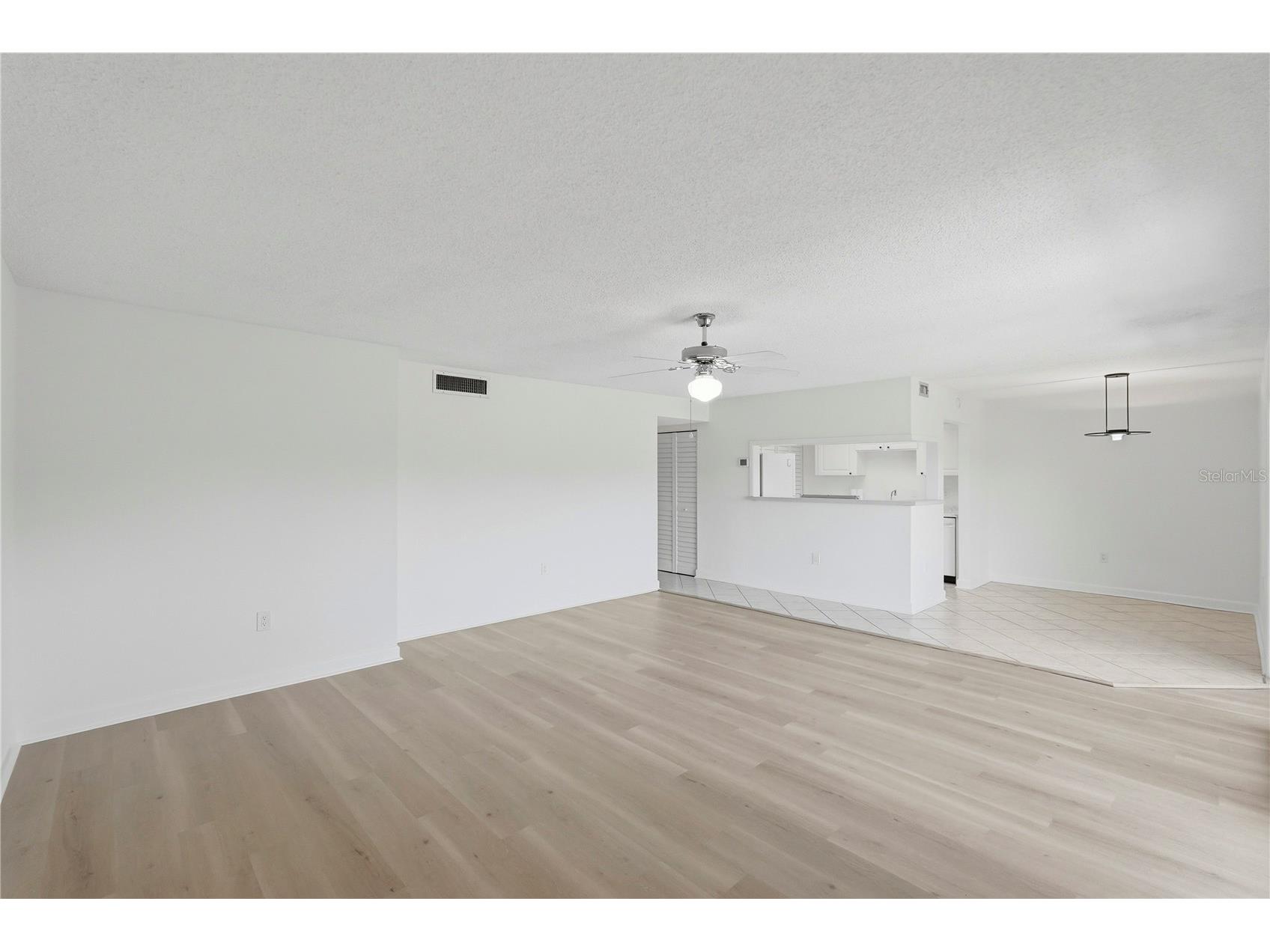 724 115 Avenue N #2205 Saint Petersburg FL 33716 TB8503810 image5