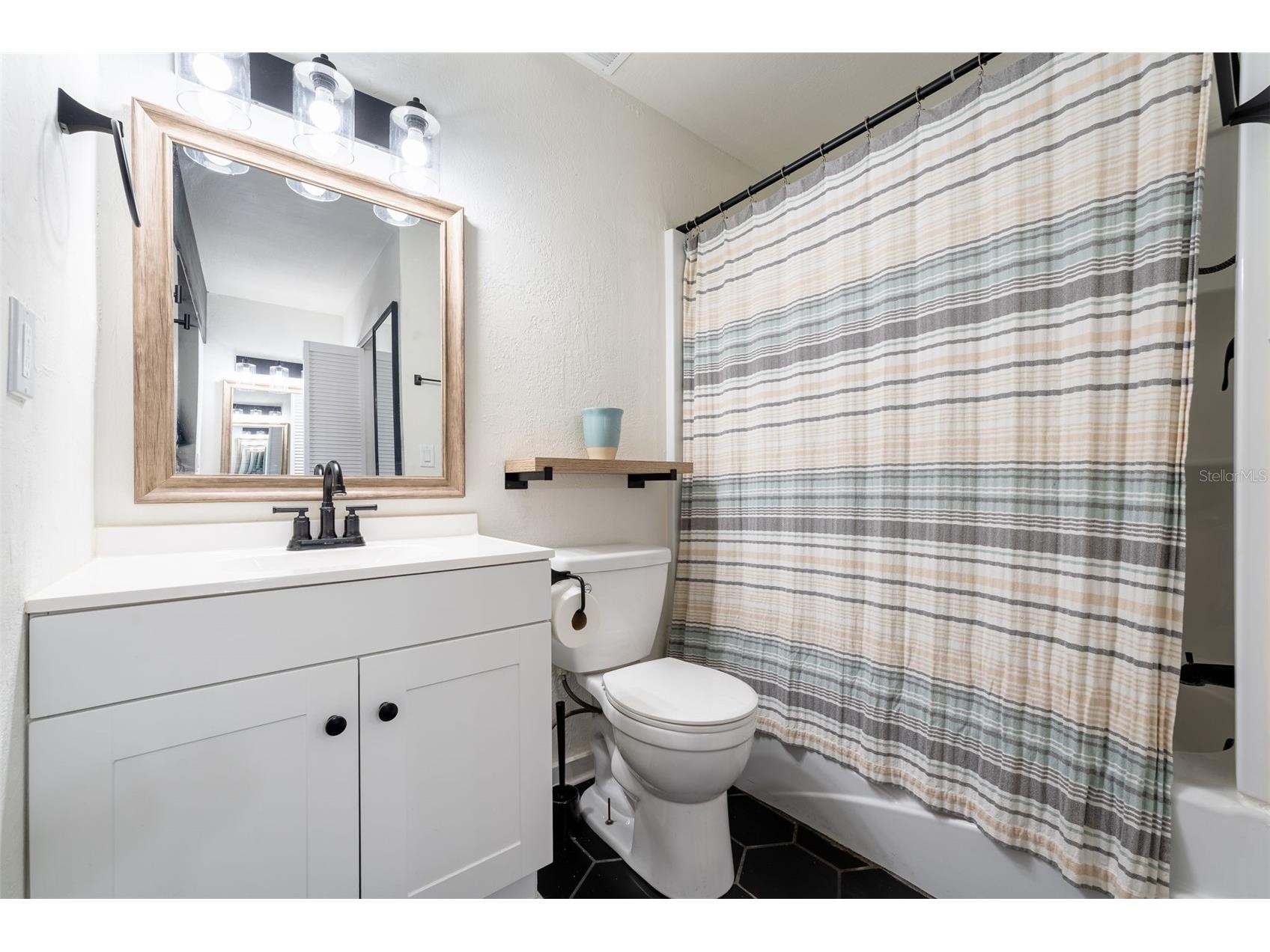 724 115th Avenue N #2202 Saint Petersburg FL 33716 A4679078 image24