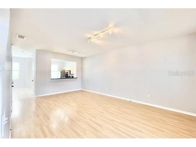 724 4th Avenue S #10 Saint Petersburg FL 33701 TB8453216 image23