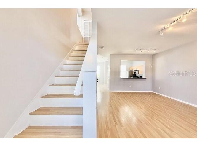 724 4th Avenue S #10 Saint Petersburg FL 33701 TB8453216 image26