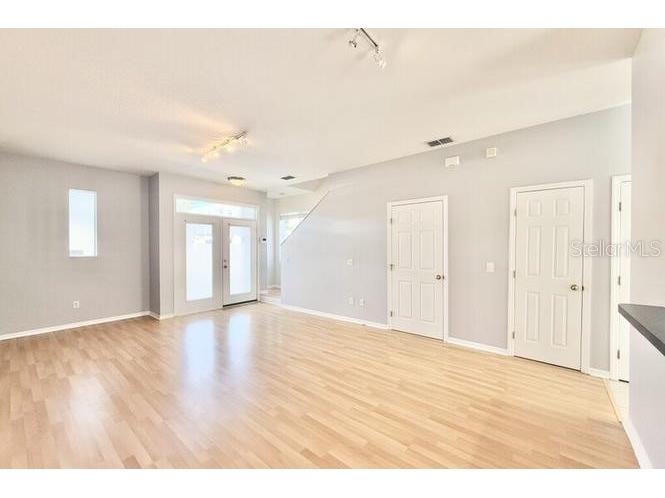 724 4th Avenue S #10 Saint Petersburg FL 33701 TB8453216 image28