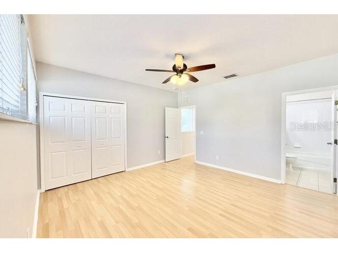 724 4th Avenue S #10 Saint Petersburg FL 33701 TB8453216 image33