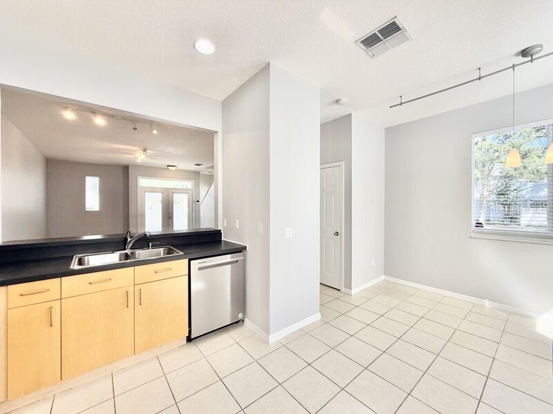 724 4th Avenue S #10 Saint Petersburg FL 33701 TB8453216 image6