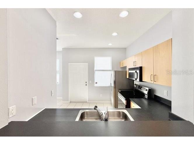 724 4th Avenue S #10 Saint Petersburg FL 33701 TB8453216 image8