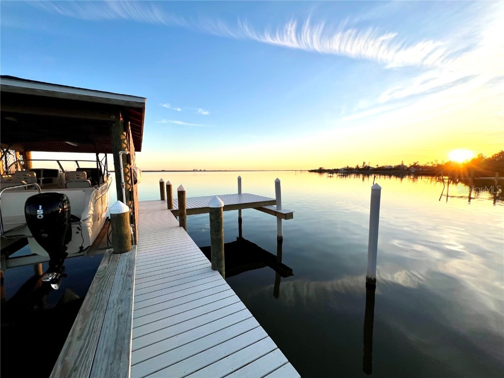 724 Bayshore Drive Terra Ceia FL 34250 TB8336940 image3