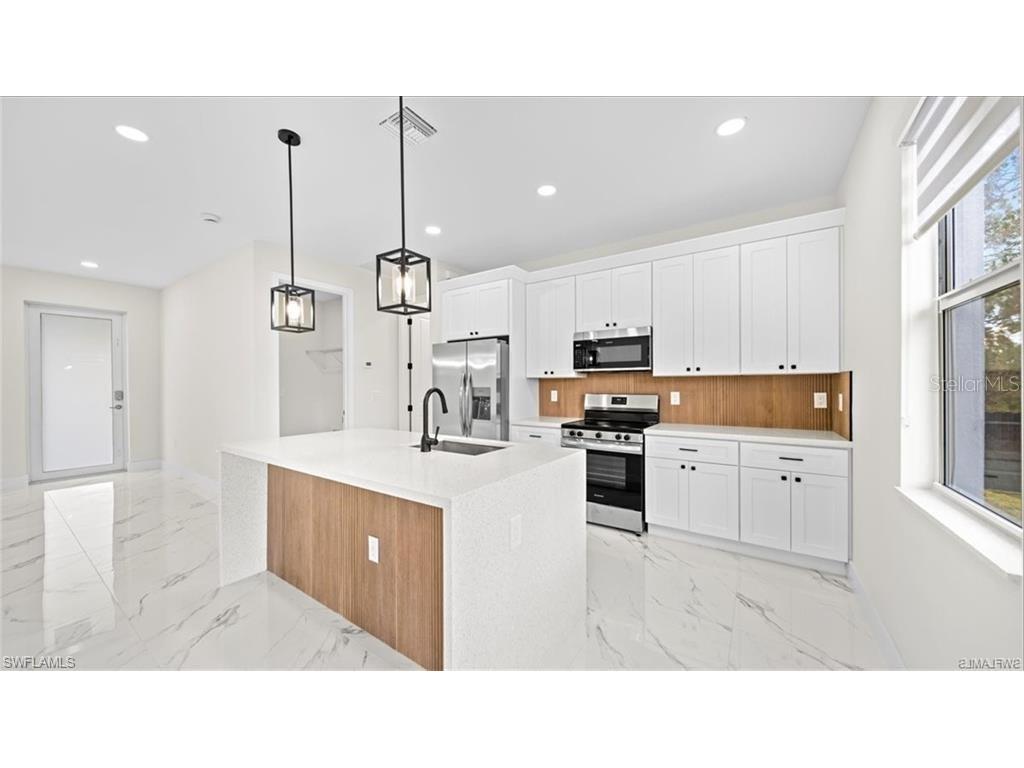 724 Drury Avenue Lehigh Acres FL 33974 A4686080 image11