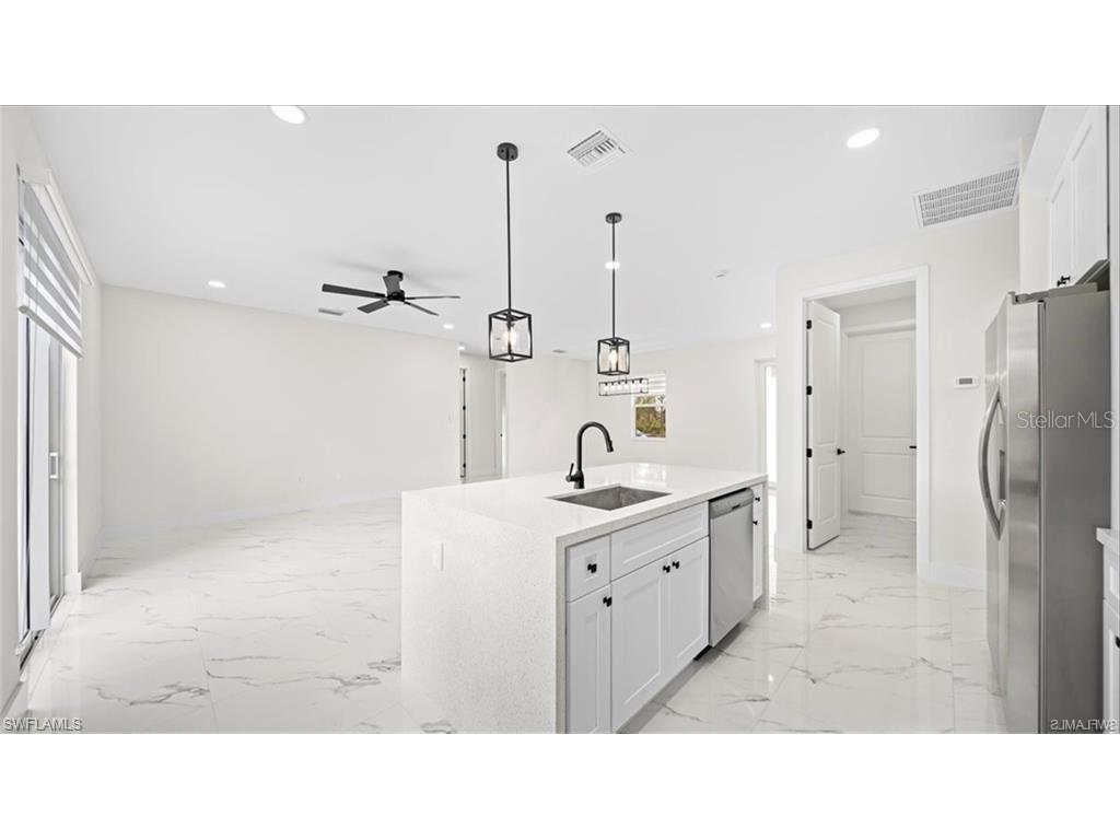 724 Drury Avenue Lehigh Acres FL 33974 A4686080 image14