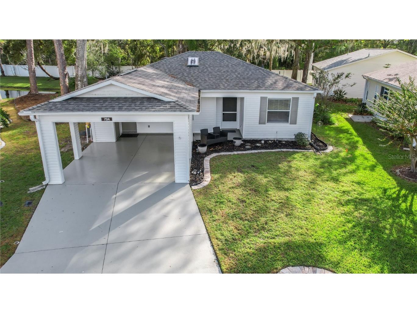 724 Glen Oaks Drive Leesburg FL 34748 G5076073 image1