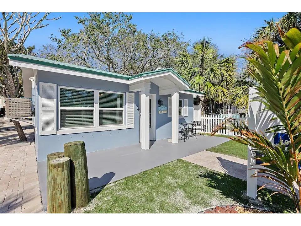 724 Gulf Boulevard Indian Rocks Beach FL 33785 TB8492544 image1