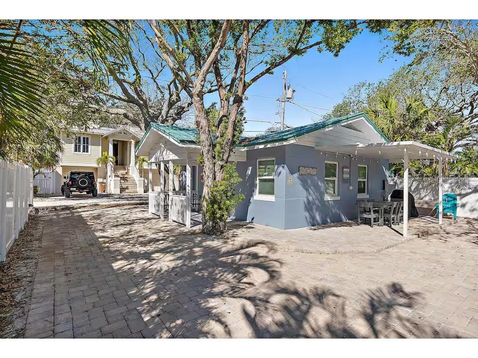 724 Gulf Boulevard Indian Rocks Beach FL 33785 TB8492544 image2
