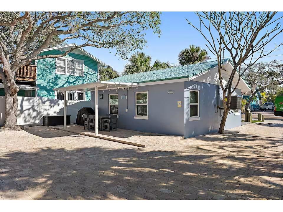 724 Gulf Boulevard Indian Rocks Beach FL 33785 TB8492544 image3
