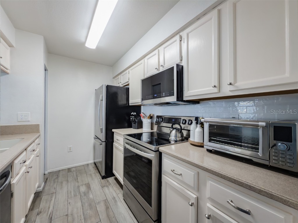 724 Kensington Lake Circle Brandon FL 33511 TB8375077 image11