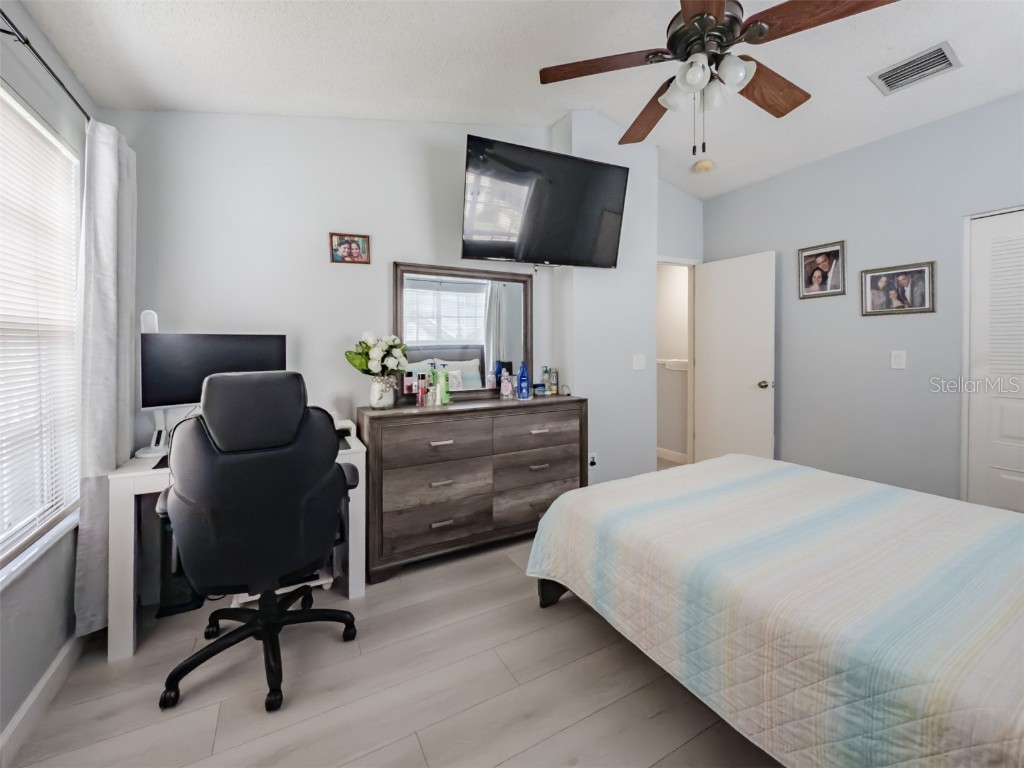 724 Kensington Lake Circle Brandon FL 33511 TB8375077 image23