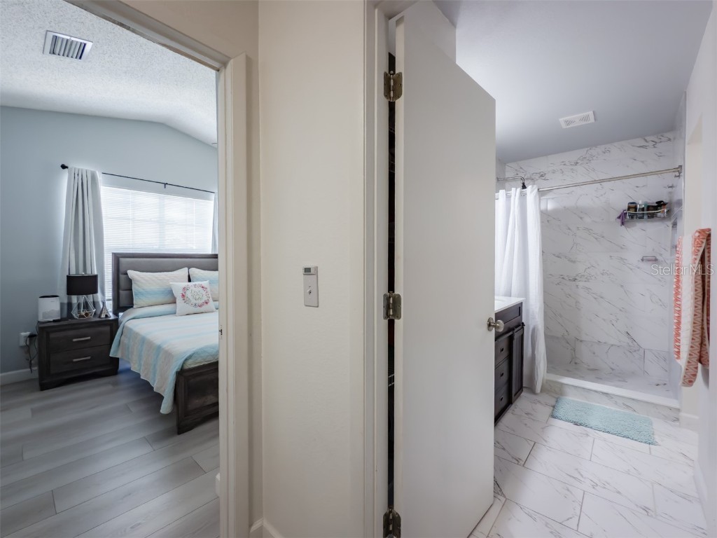 724 Kensington Lake Circle Brandon FL 33511 TB8375077 image24