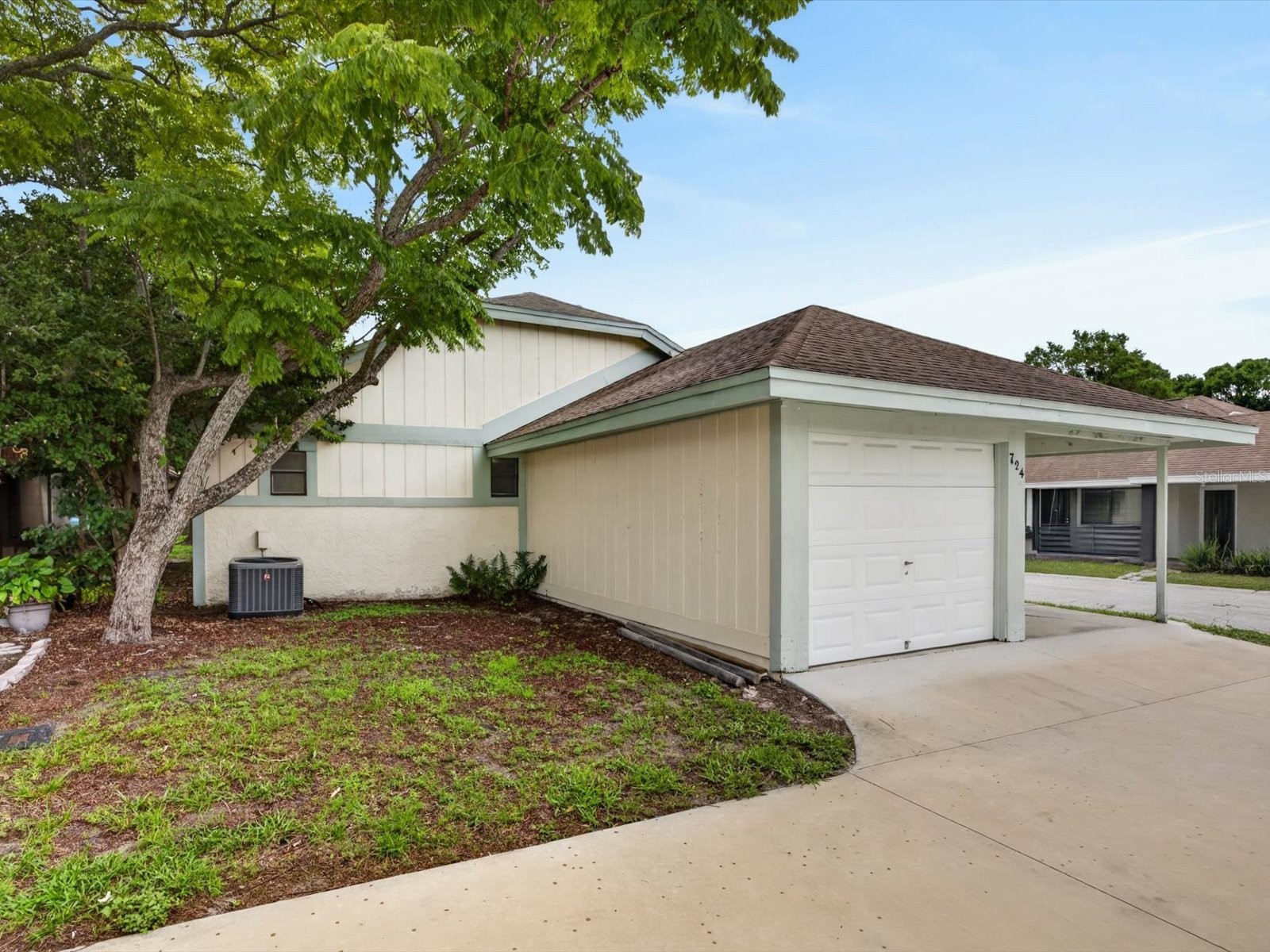 724 Lakeside Drive Winter Springs FL 32708 O6412679 image1
