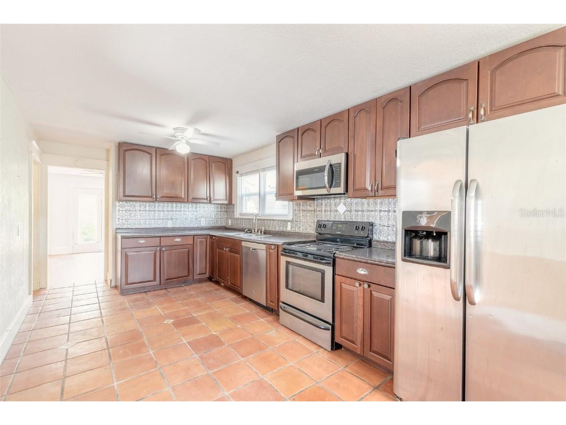 724 N Oleander Avenue Daytona Beach FL 32118 V4937615 image20