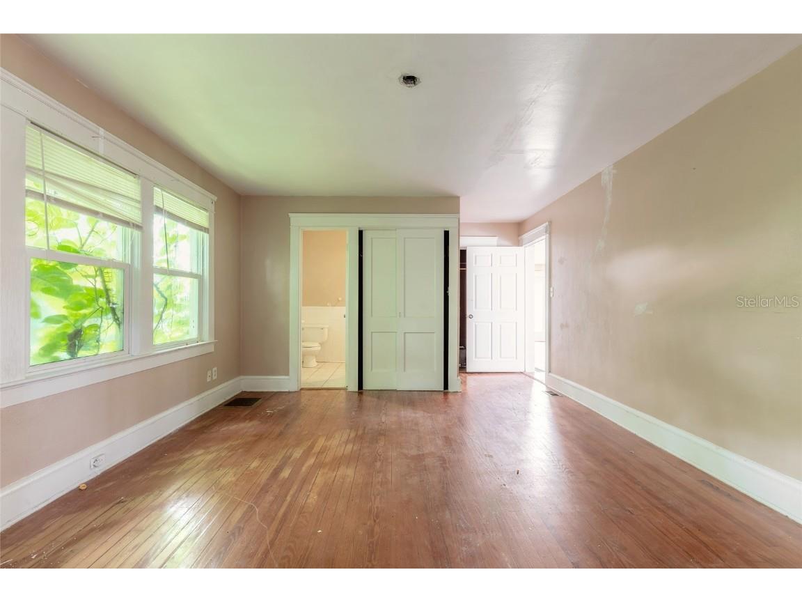 724 N Oleander Avenue Daytona Beach FL 32118 V4937615 image25