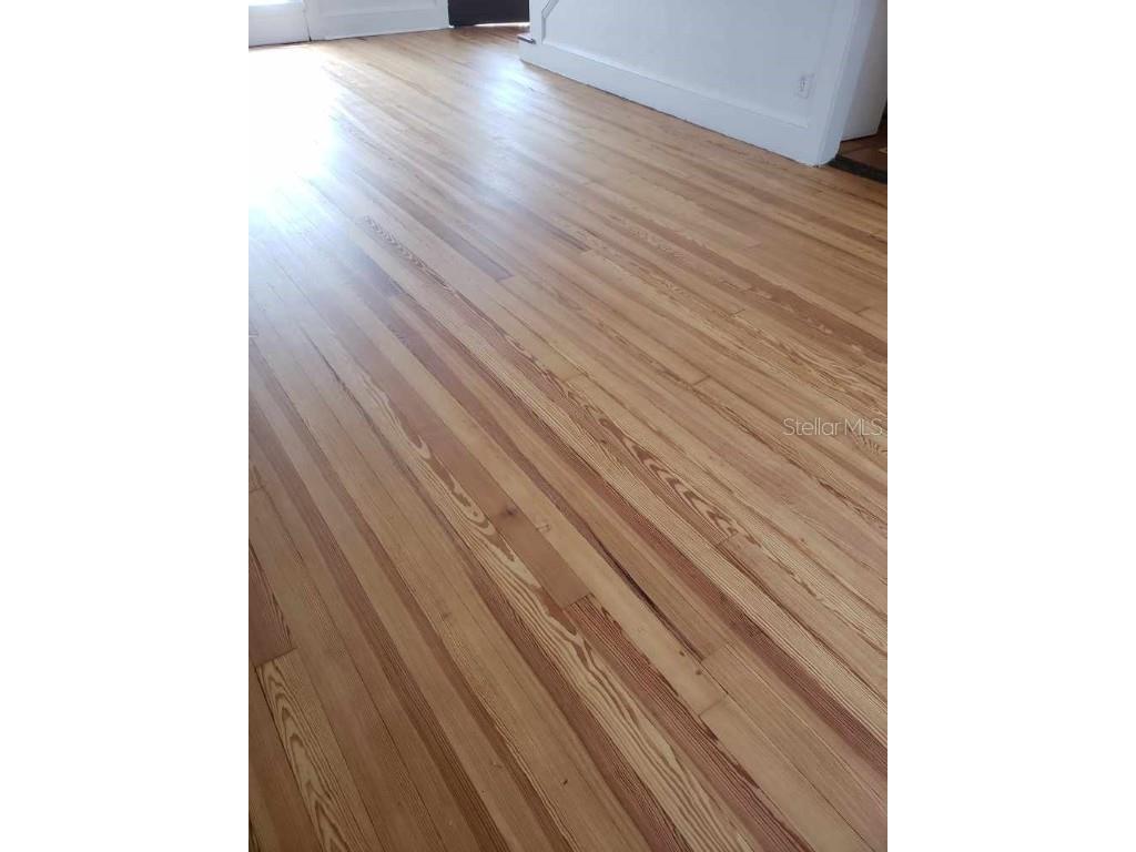 724 N Oleander Avenue Daytona Beach FL 32118 V4937615 image3